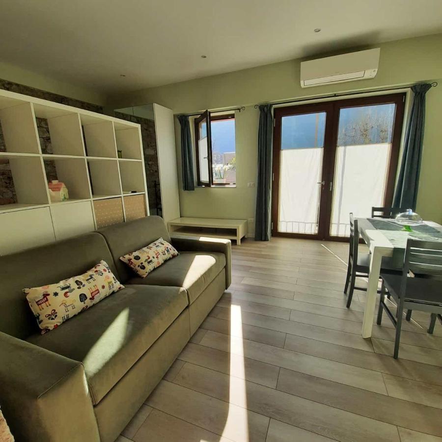 Il Sole Di Simona - Il Prato Apartment Оменя Екстериор снимка